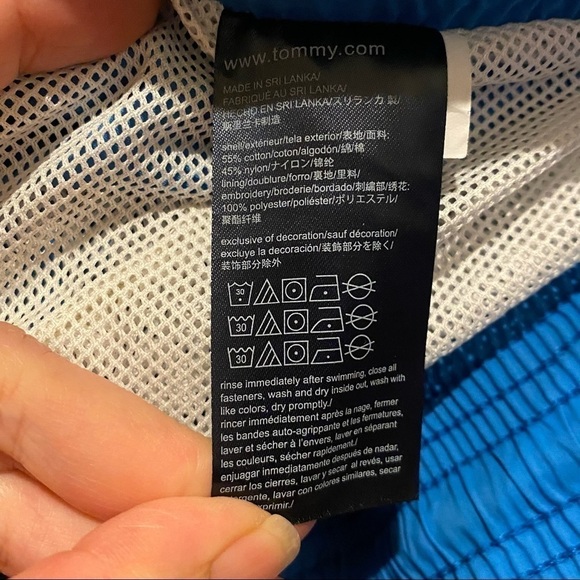 TOMMY HILFIGER Parrot Banana Patch Swim Trunks-L - Picture 7 of 8